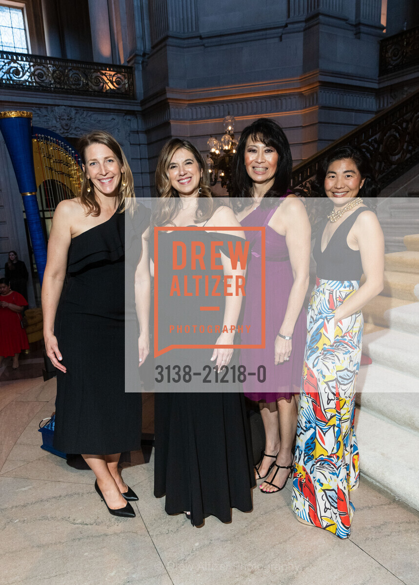 Maria Aguirre, Claire Baki, Amanda Calvert, Jamie Chan, CommonSpirit's Humankindness Gala 2023, San Francisco. San Francisco, Photo #3138-21218-0 Maria Aguirre, Claire Baki, Amanda Calvert, Jamie Chan, Photo #3138-21218-0