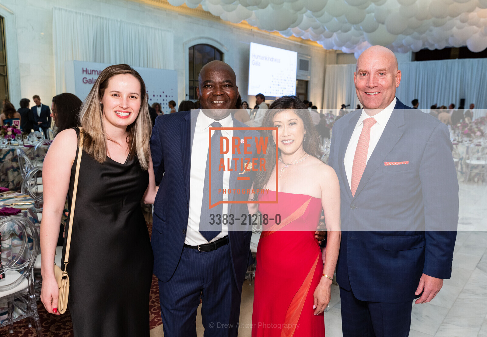Cara Gaskell, Remi Kajogbola, Kristi Yamaguchi, Mike, CommonSpirit's Humankindness Gala 2023, San Francisco. San Francisco, Photo #3383-21218-0 Cara Gaskell, Remi Kajogbola, Kristi Yamaguchi, Mike, Photo #3383-21218-0