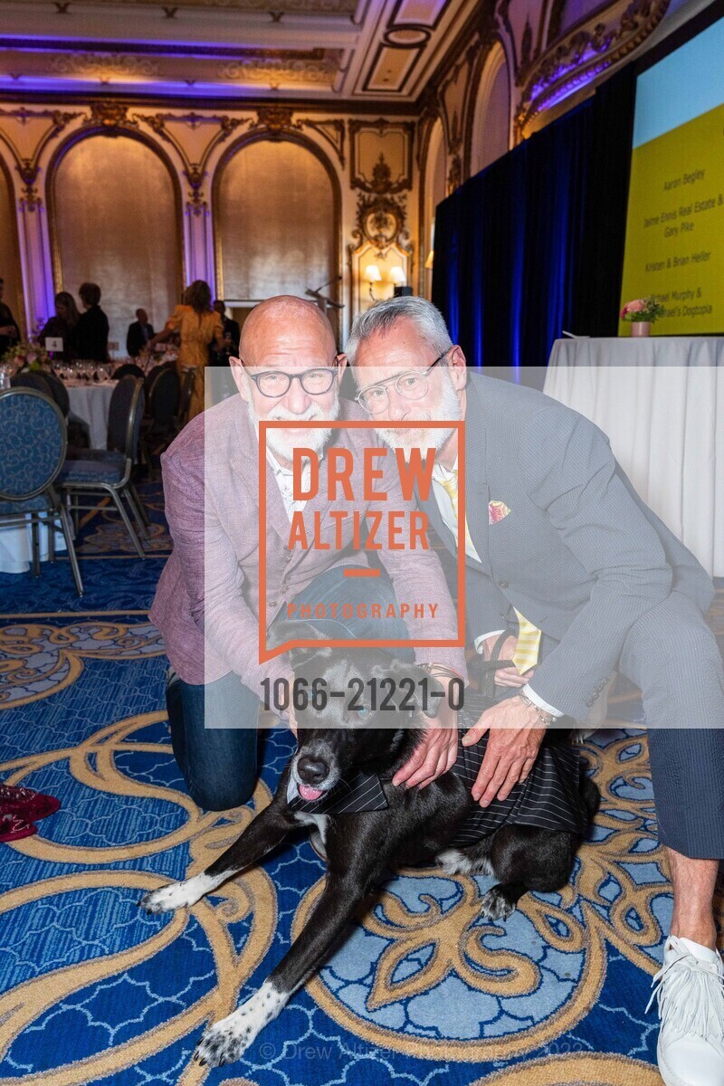 Frank Petkovich, Bubba, Tim Averbeck, Shanti Project/ PAWS Petchitecture 2023, Hotel Fairmont San Francisco @ 950 Mason St, SF, CA 94108 US. Hotel Fairmont San Francisco @ 950 Mason St, SF, CA 94108 US, May 18th, 2023, Photo #1066-21221-0 Frank Petkovich, Bubba, Tim Averbeck, Photo #1066-21221-0