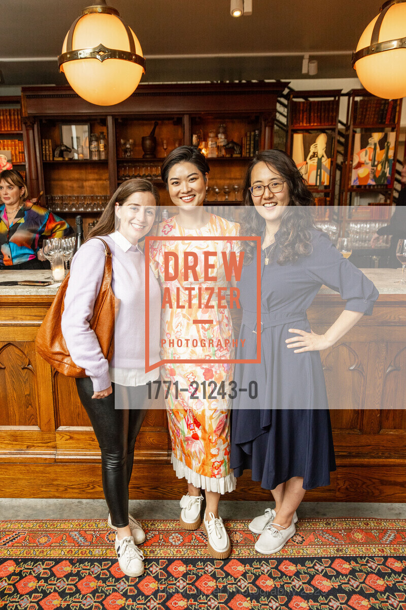Nicole Zuuring, Michelle MiJung Kim, Jennifer Kim, Photo #1771-21243-0