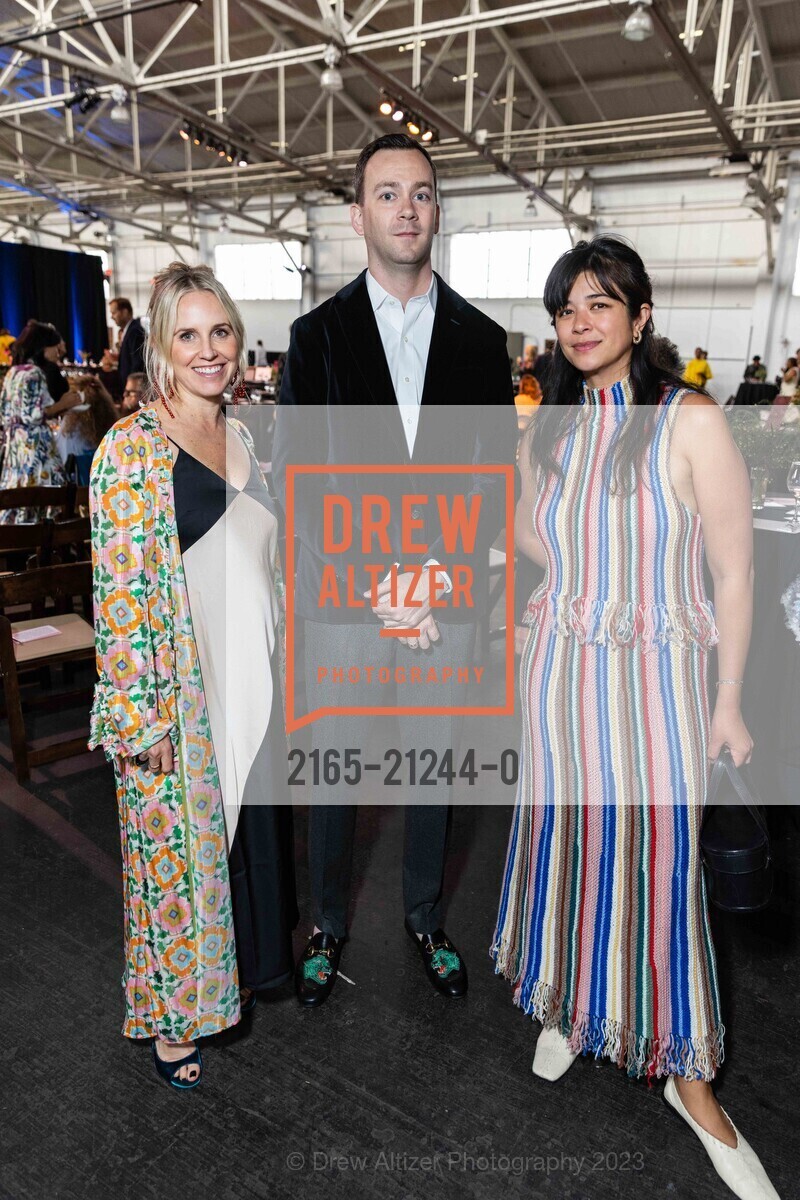 Laurie Hicks, Henry Parkson, Julia King, Headlands Center for the Arts' 16th Annual Benefit Art Auction 2023, Festival Pavilion @ 38 Fort Mason, SF, CA 94123 US. Festival Pavilion @ 38 Fort Mason, SF, CA 94123 US, June 6th, 2023, Photo #2165-21244-0 Laurie Hicks, Henry Parkson, Julia King, Photo #2165-21244-0