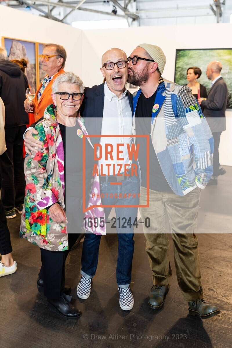 Doree Freedman, Joey Piziali, Anton Stuebner, Headlands Center for the Arts' 16th Annual Benefit Art Auction 2023, Festival Pavilion @ 38 Fort Mason, SF, CA 94123 US. Festival Pavilion @ 38 Fort Mason, SF, CA 94123 US, June 6th, 2023, Photo #1695-21244-0 Doree Freedman, Joey Piziali, Anton Stuebner, Photo #1695-21244-0