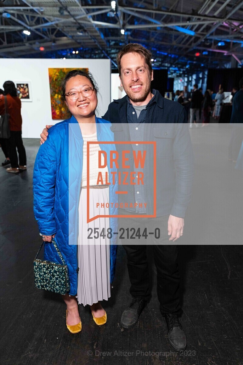 Rochelle Youk, Aaron Rosenstreich, Headlands Center for the Arts' 16th Annual Benefit Art Auction 2023, Festival Pavilion @ 38 Fort Mason, SF, CA 94123 US. Festival Pavilion @ 38 Fort Mason, SF, CA 94123 US, June 6th, 2023, Photo #2548-21244-0 Rochelle Youk, Aaron Rosenstreich, Photo #2548-21244-0