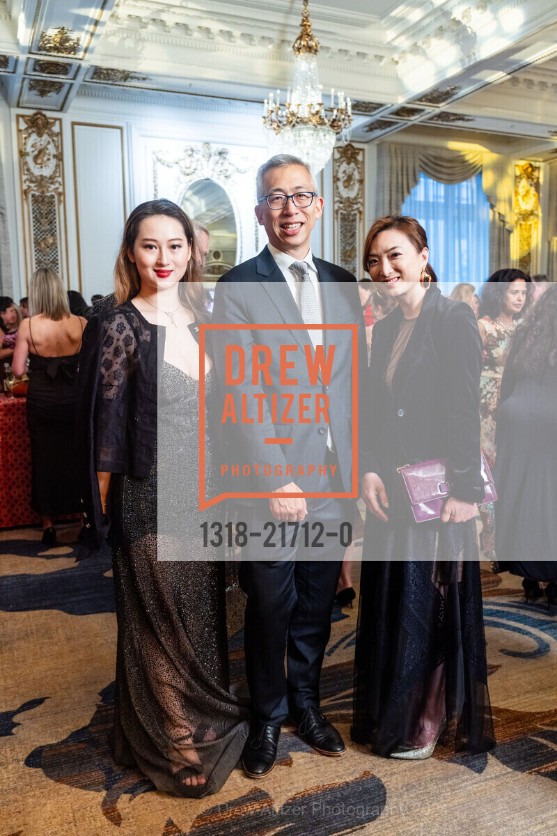 SAN FRANCISCO, CA - May 10 - Tiffany Deng And Laurence Lee Attend Dress For Success Gala 2024 On May 10th 2024 At Palace Hotel, A Luxury Collection Hotel In San Francisco, CA (Photo - Natalie Shrik For Drew Altizer Photography), Dress For Success Gala 2024, Palace Hotel, a Luxury Collection Hotel. 2 New Montgomery St, SF, CA 94105 US, May 10th, 2024, Photo #1318-21712-0 SAN FRANCISCO, CA - May 10 - Tiffany Deng And Laurence Lee Attend Dress For Success Gala 2024 On May 10th 2024 At Palace Hotel, A Luxury Collection Hotel In San Francisco, CA (Photo - Natalie Shrik For Drew Altizer Photography), Photo #1318-21712-0