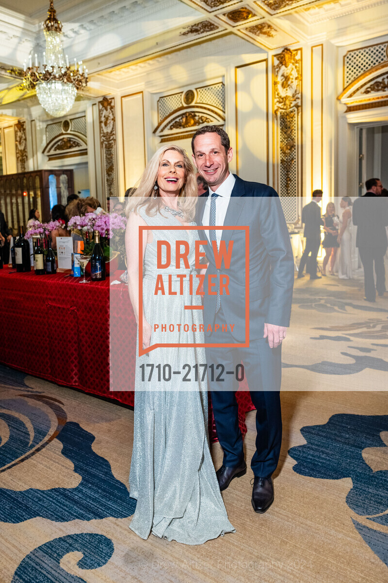 SAN FRANCISCO, CA - May 10 - Jacqueline Jacoby And Daniel Lurie Attend Dress For Success Gala 2024 On May 10th 2024 At Palace Hotel, A Luxury Collection Hotel In San Francisco, CA (Photo - Jessica Monroy For Drew Altizer Photography), Dress For Success Gala 2024, Palace Hotel, a Luxury Collection Hotel. 2 New Montgomery St, SF, CA 94105 US, May 10th, 2024, Photo #1710-21712-0 SAN FRANCISCO, CA - May 10 - Jacqueline Jacoby And Daniel Lurie Attend Dress For Success Gala 2024 On May 10th 2024 At Palace Hotel, A Luxury Collection Hotel In San Francisco, CA (Photo - Jessica Monroy For Drew Altizer Photography), Photo #1710-21712-0
