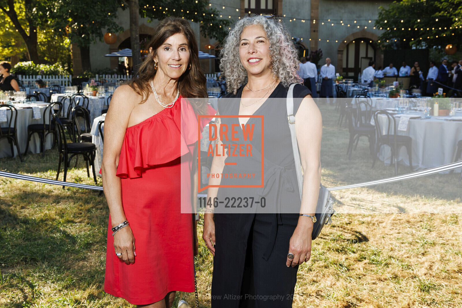 Laura Levy Shatkin, Rochelle Silverman, Manetti Shrem Opera: La Fille du régiment and Dinner at Charles Krug for Festival Napa Valley 2025, Charles Krug. 2800 Main Street, July 18th, 2025, Photo #1146-22237-0 Laura Levy Shatkin, Rochelle Silverman, Photo #1146-22237-0
